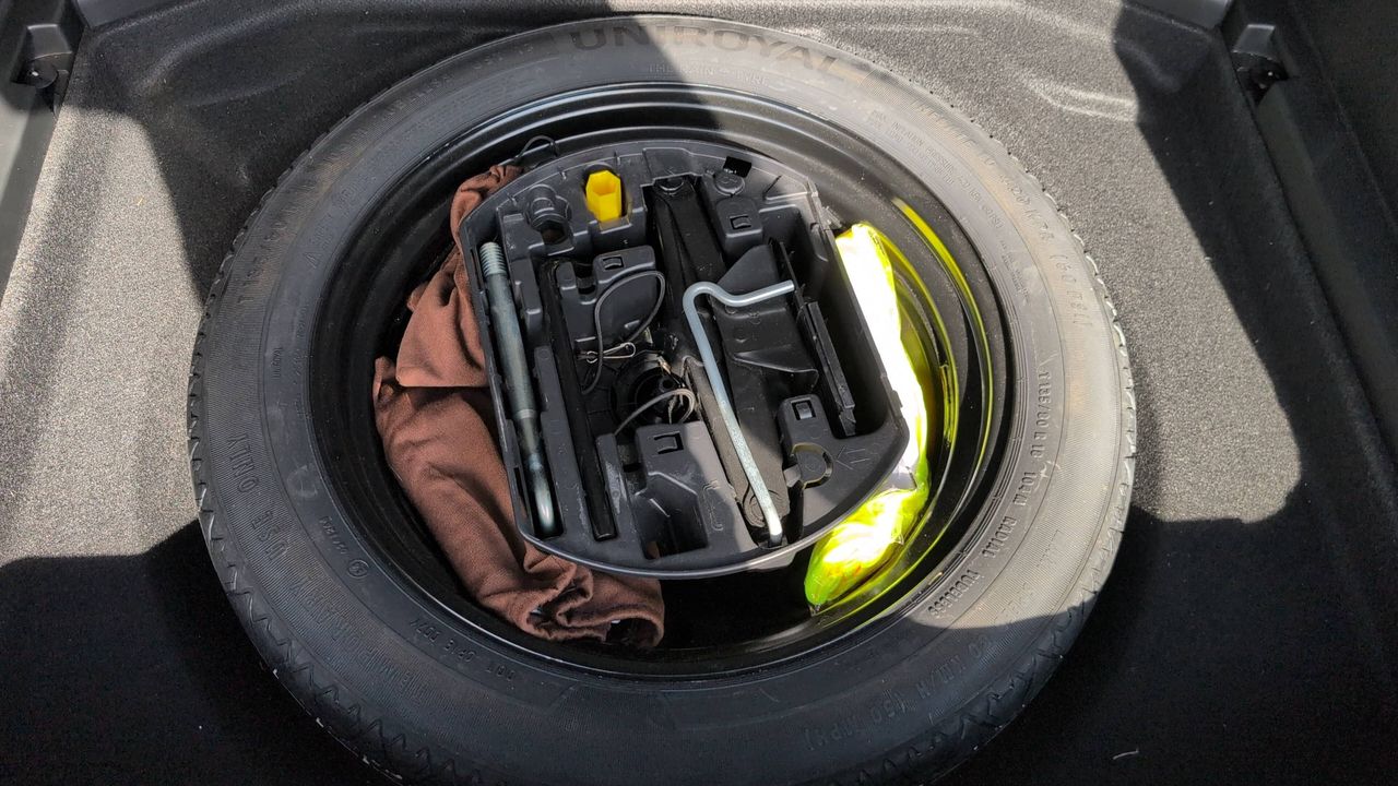 Photo de la roue de secours 1