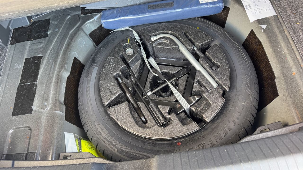 Photo de la roue de secours 1
