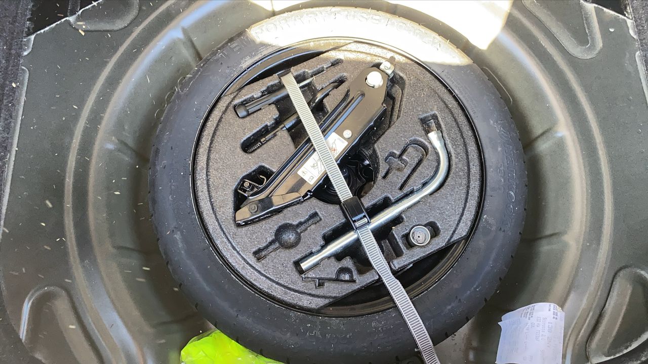Photo de la roue de secours 1