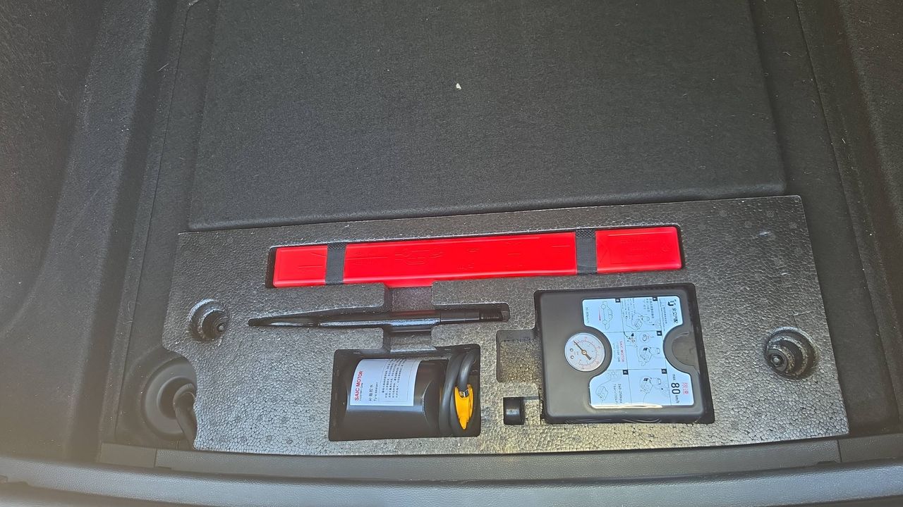Photo de la roue de secours 1