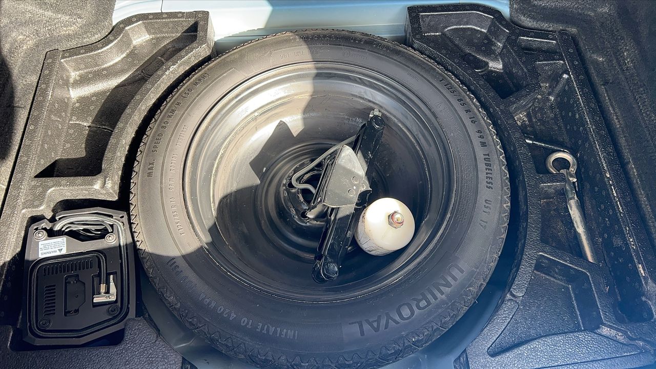 Photo de la roue de secours 1