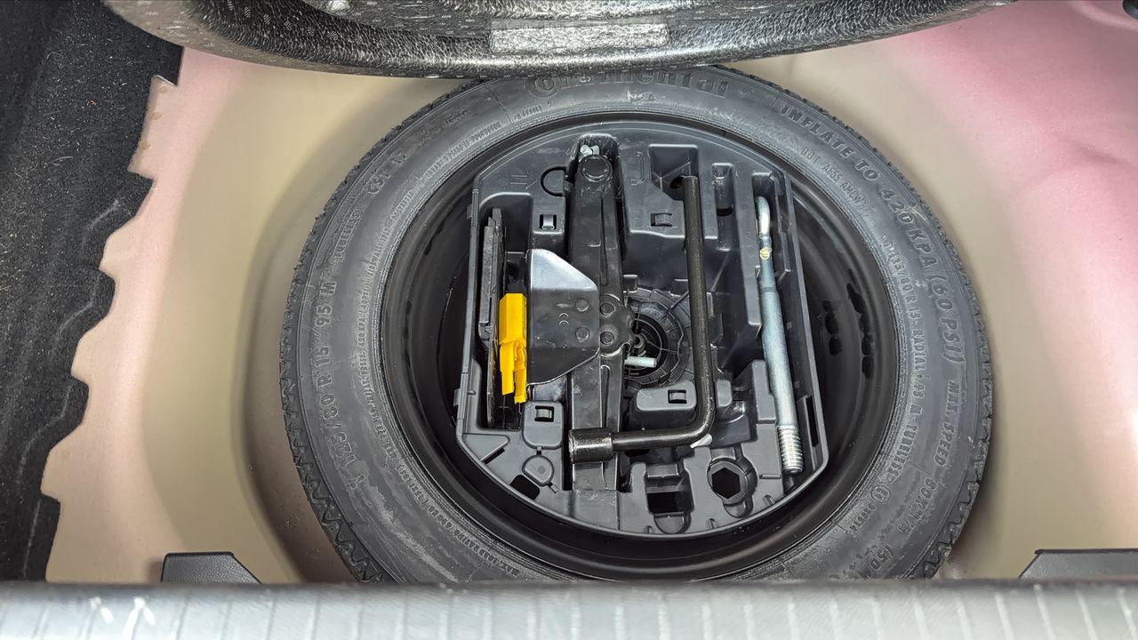 Photo de la roue de secours 1