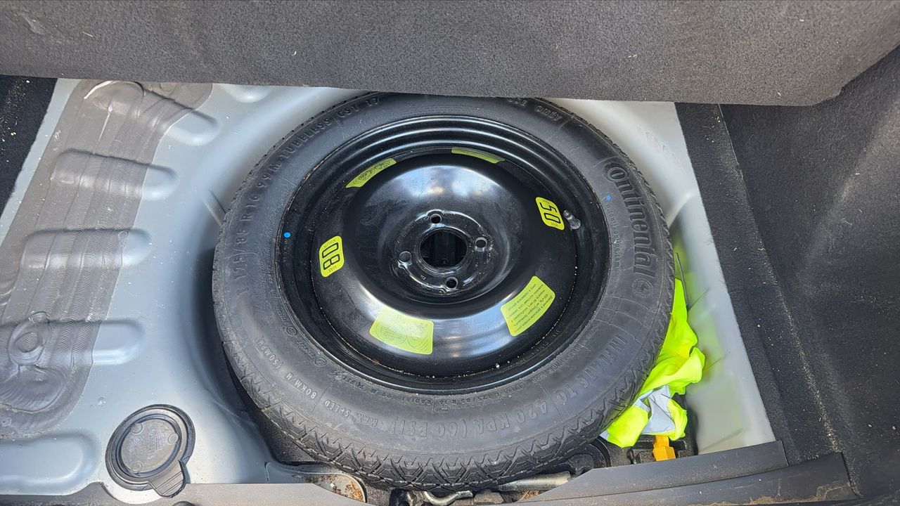 Photo de la roue de secours 1
