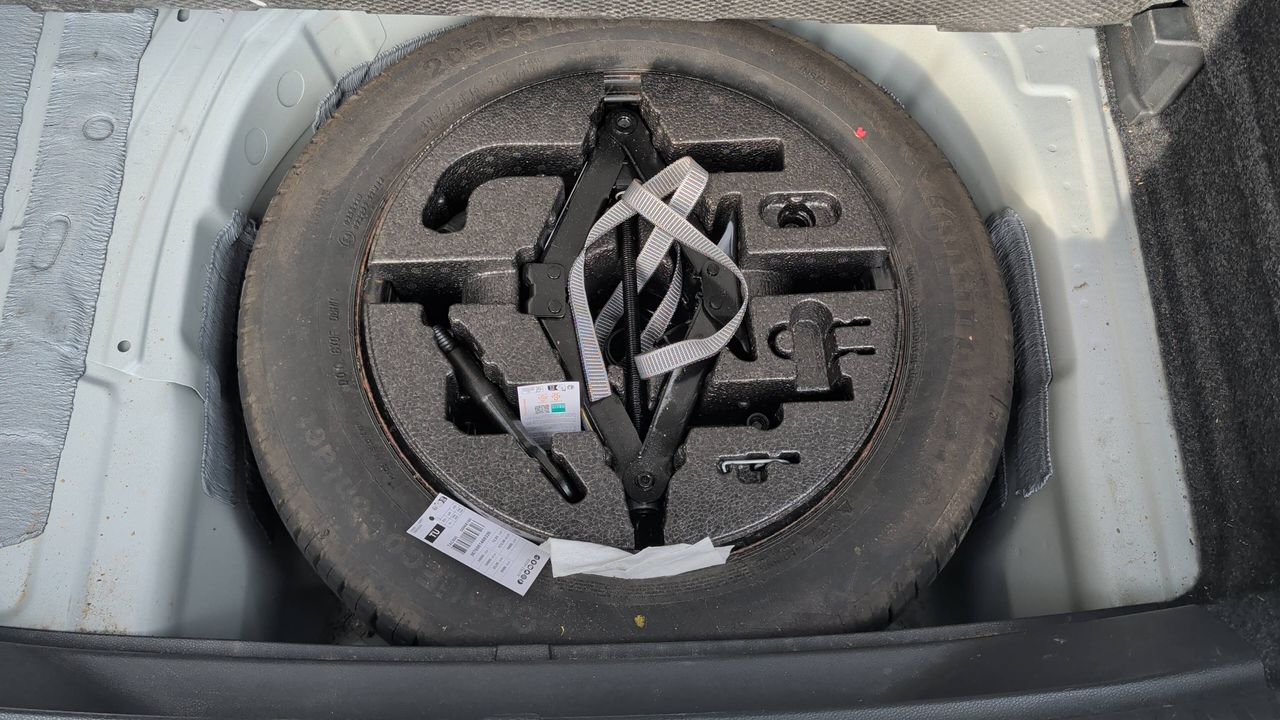Photo de la roue de secours 1