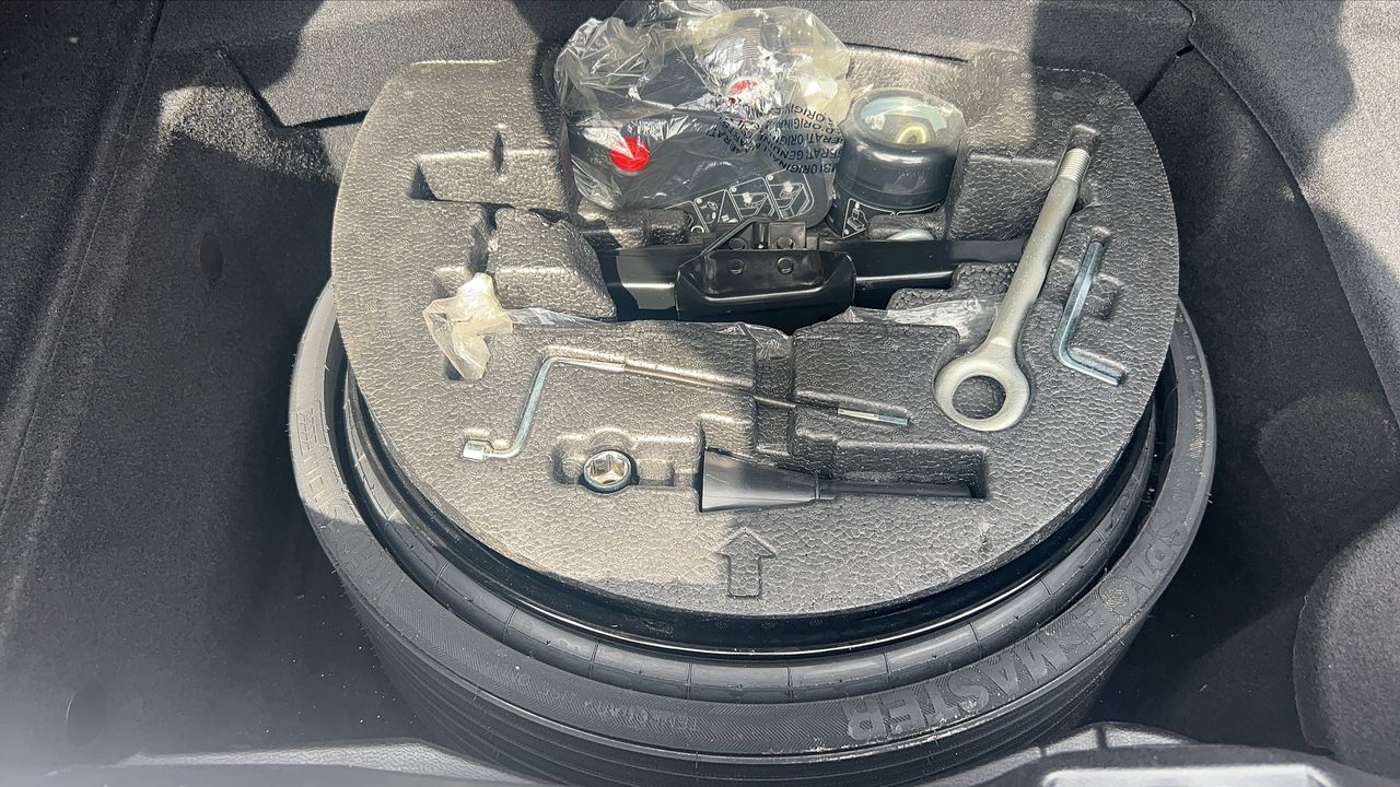 Photo de la roue de secours 1