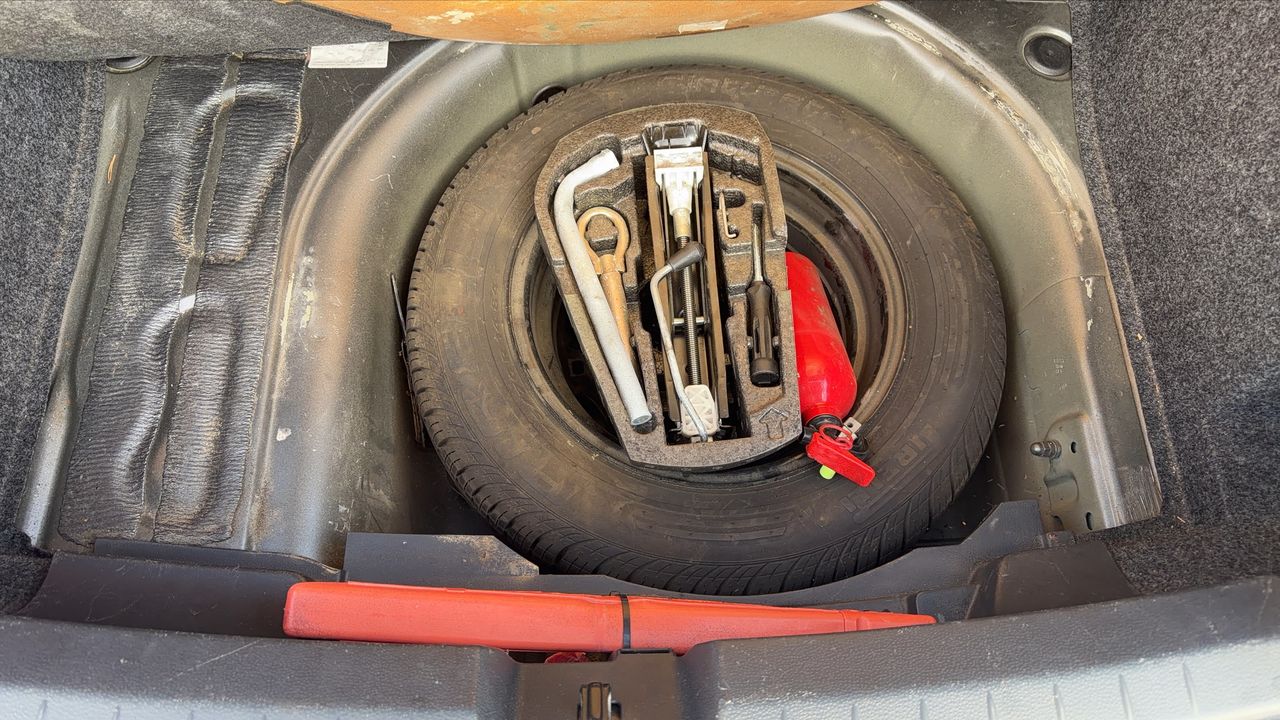 Photo de la roue de secours 1