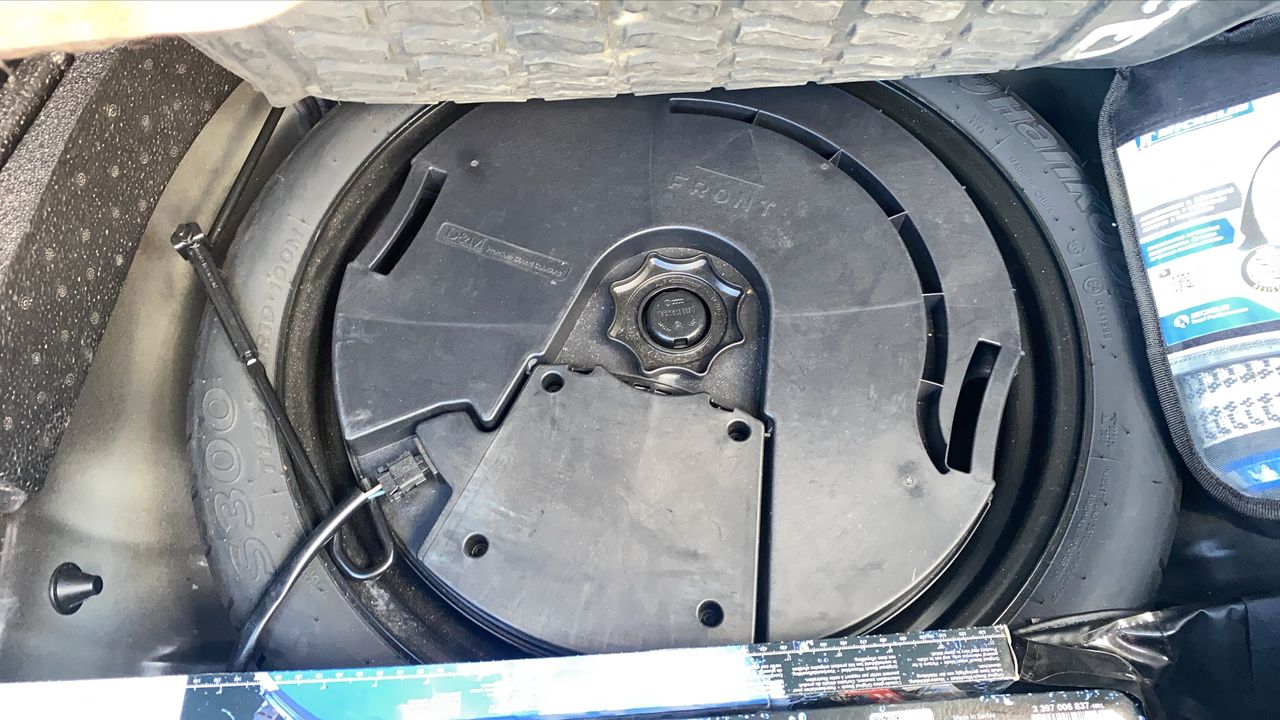 Photo de la roue de secours 1