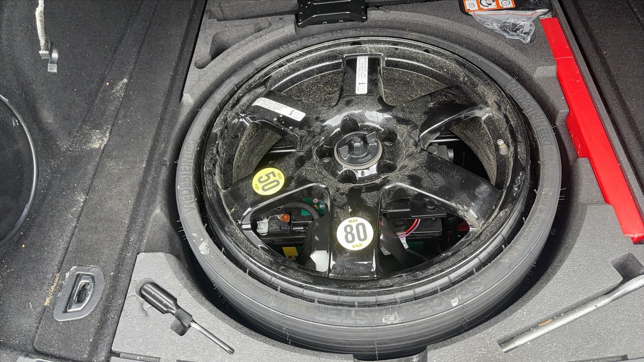 Photo de la roue de secours 1
