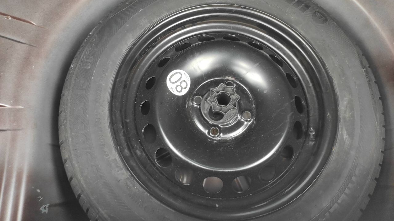 Photo de la roue de secours 1