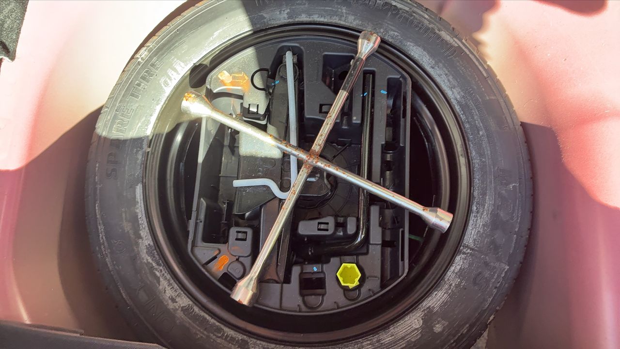 Photo de la roue de secours 1