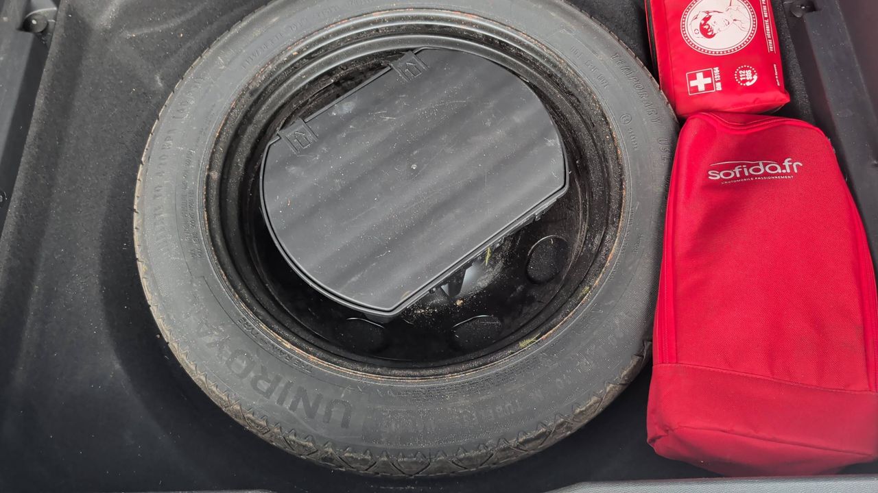 Photo de la roue de secours 1