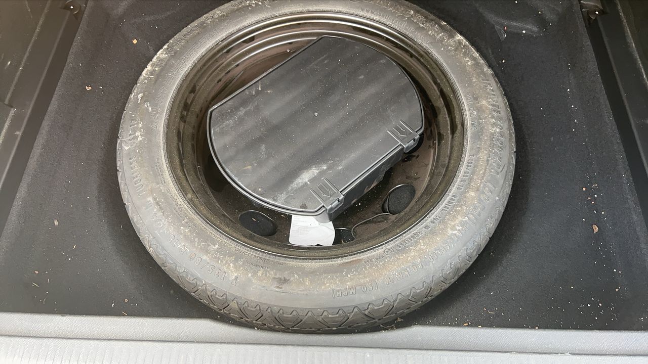 Photo de la roue de secours 1