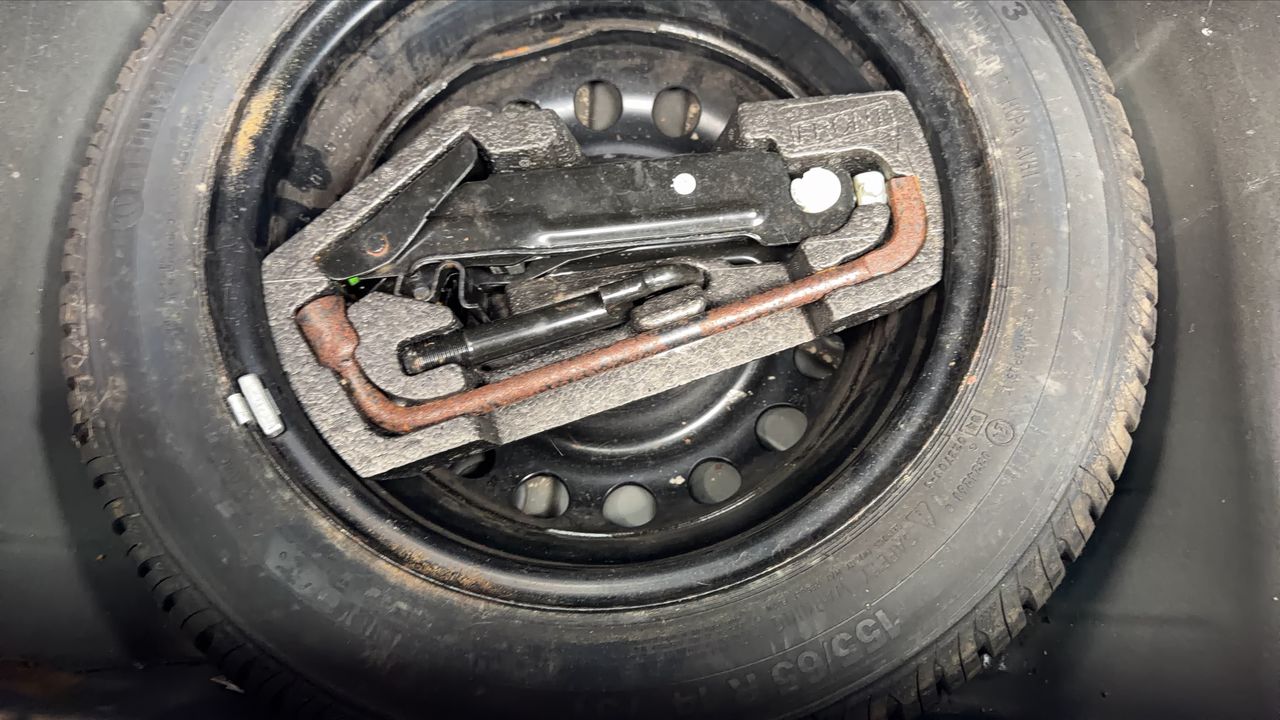 Photo de la roue de secours 1