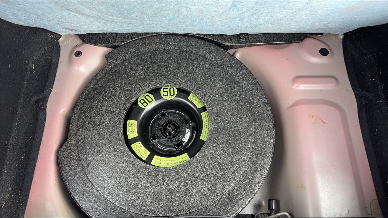 Photo de la roue de secours 1