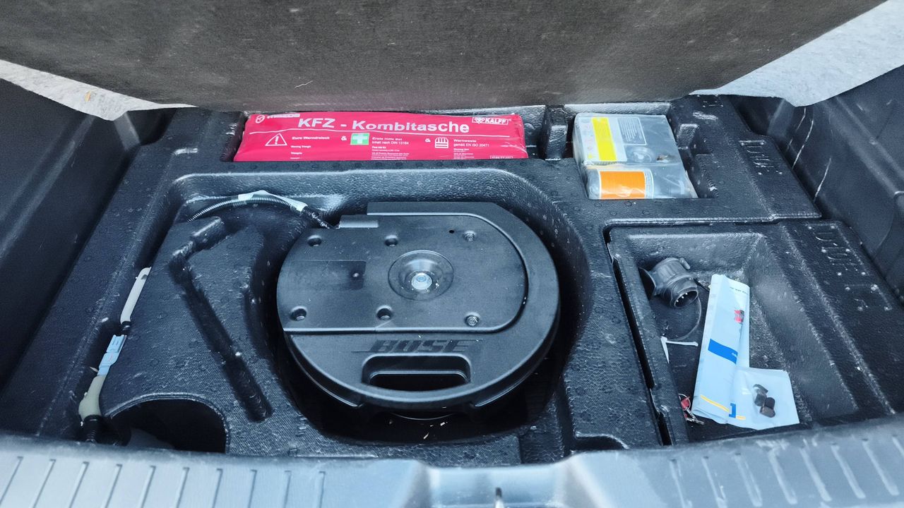 Photo de la roue de secours 1