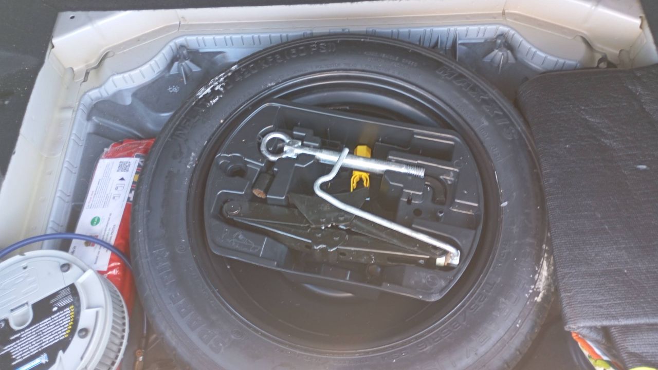 Photo de la roue de secours 1