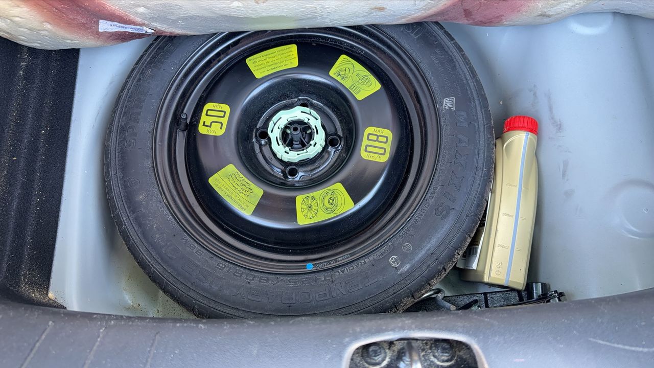 Photo de la roue de secours 1