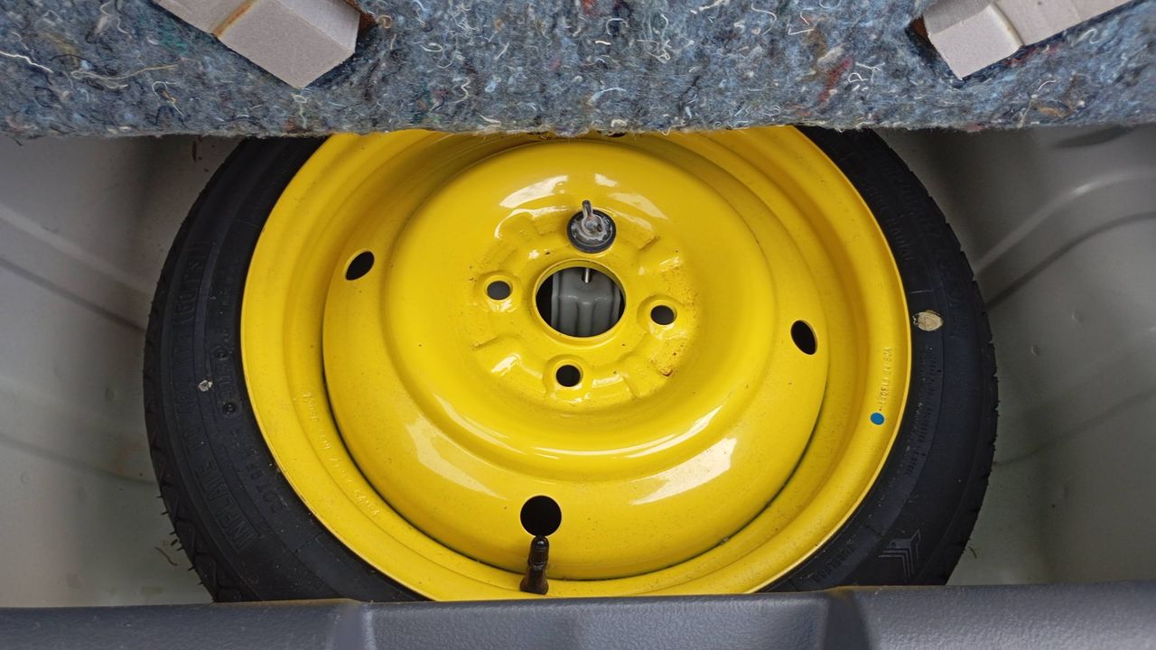 Photo de la roue de secours 1