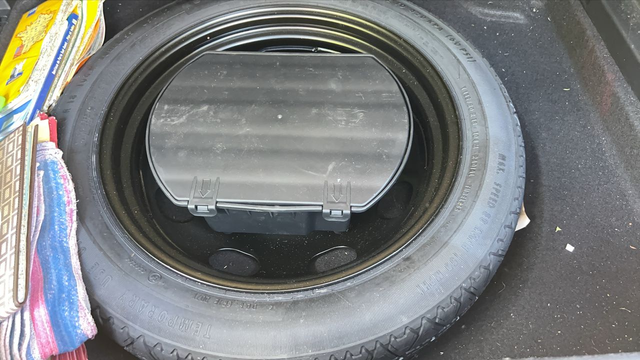 Photo de la roue de secours 1