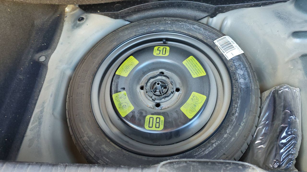 Photo de la roue de secours 1