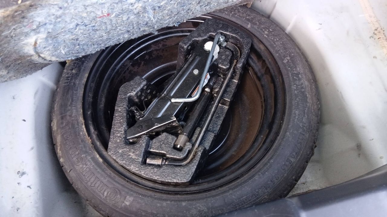 Photo de la roue de secours 1