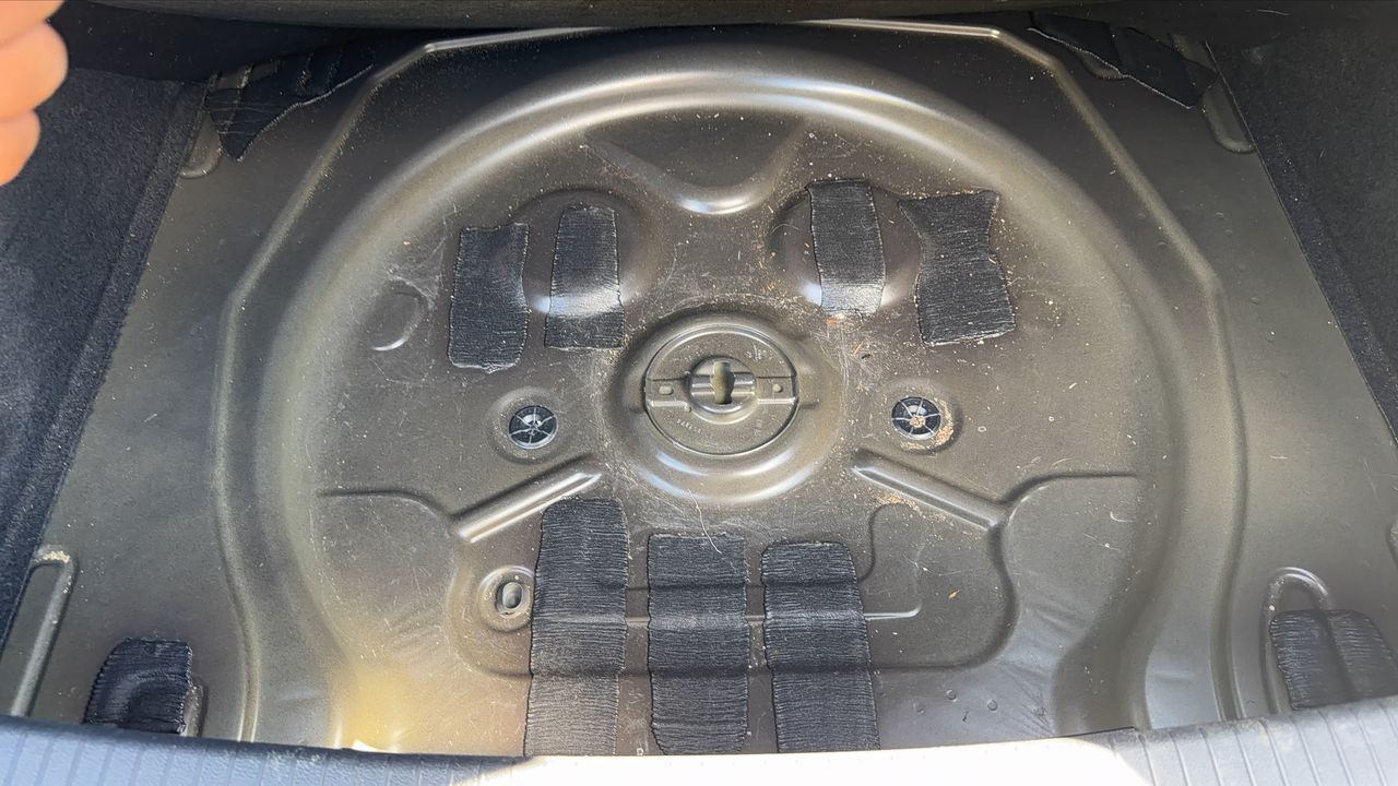 Photo de la roue de secours 1