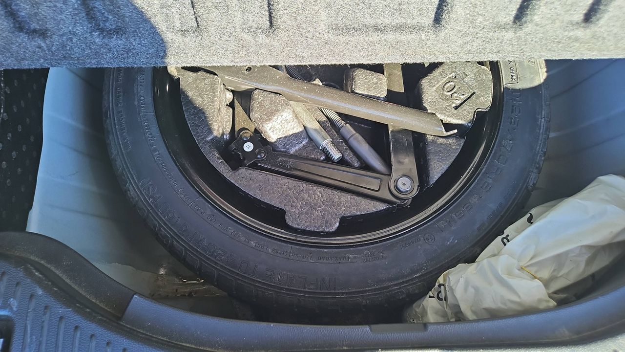 Photo de la roue de secours 1