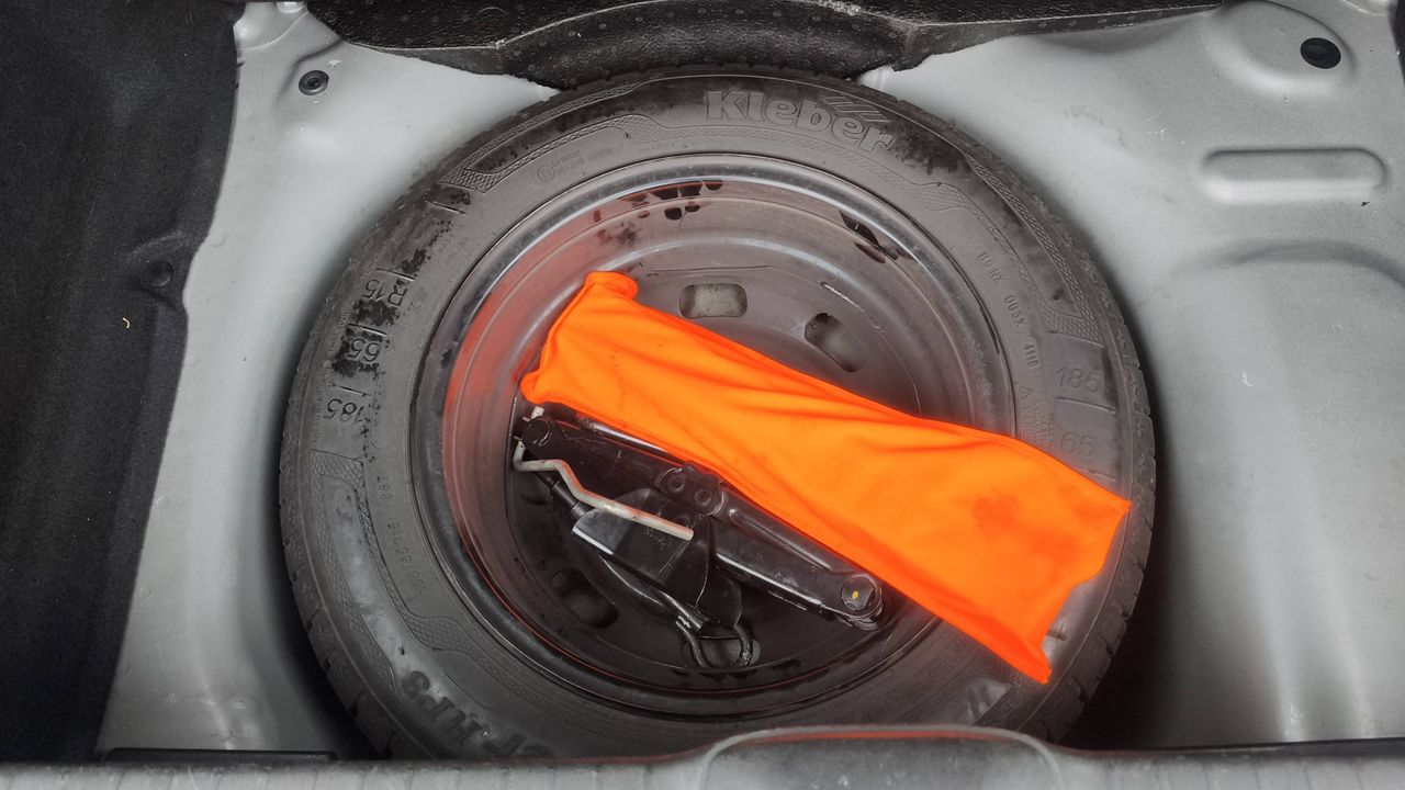 Photo de la roue de secours 1