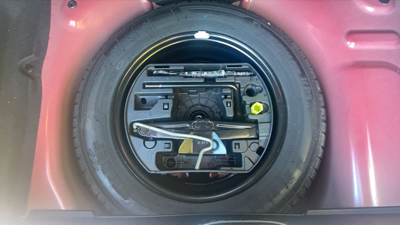Photo de la roue de secours 1