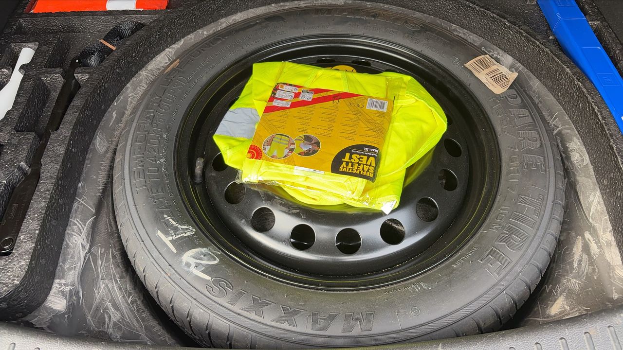 Photo de la roue de secours 1
