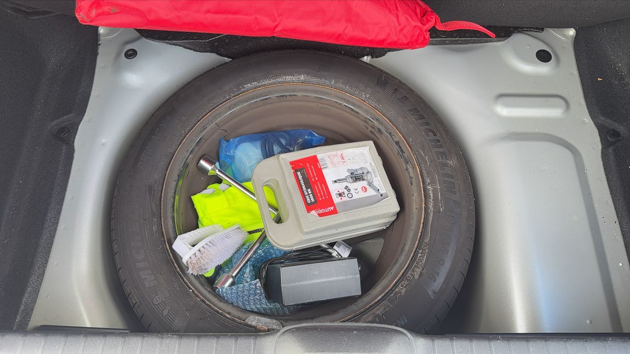 Photo de la roue de secours 1