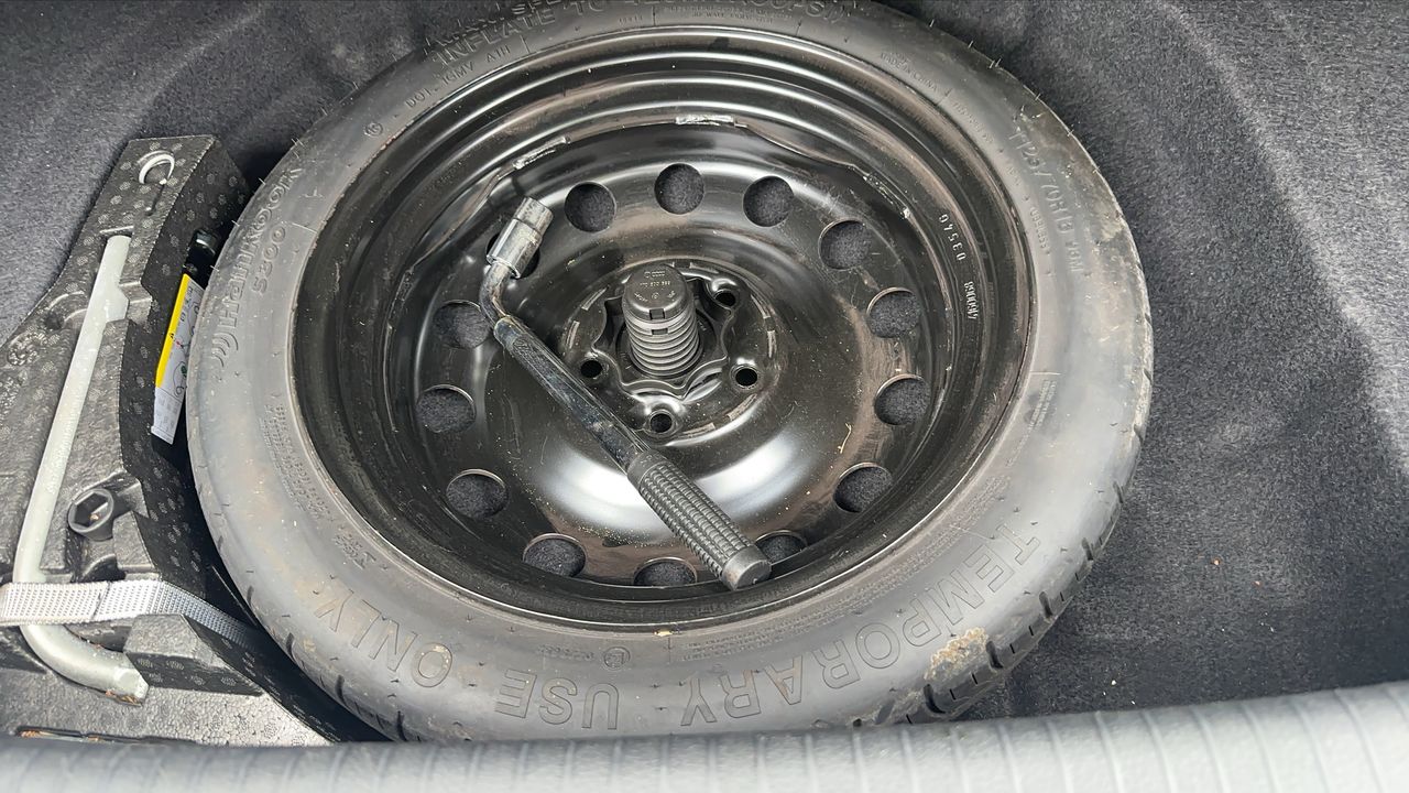 Photo de la roue de secours 1