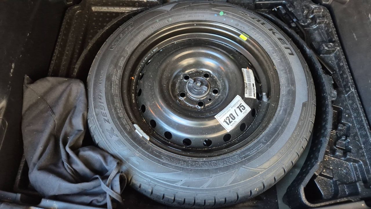 Photo de la roue de secours 1