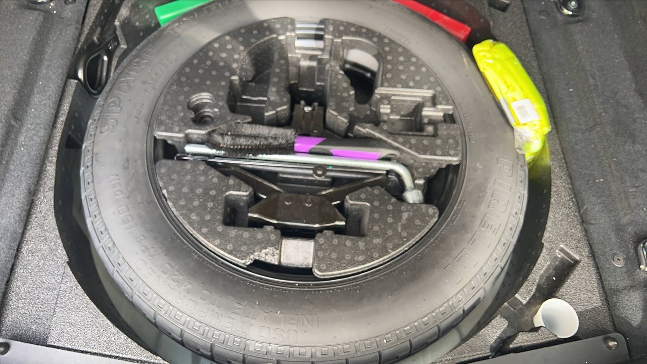 Photo de la roue de secours 1