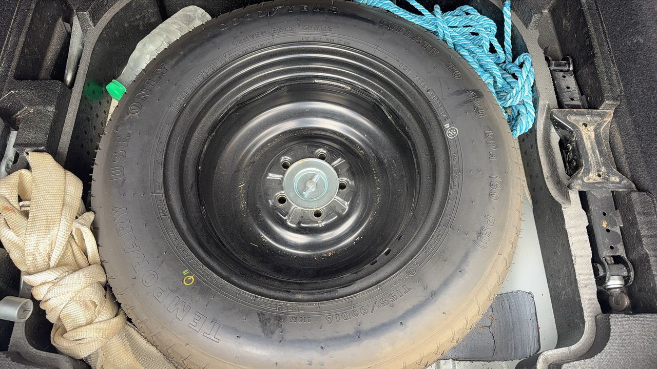 Photo de la roue de secours 1