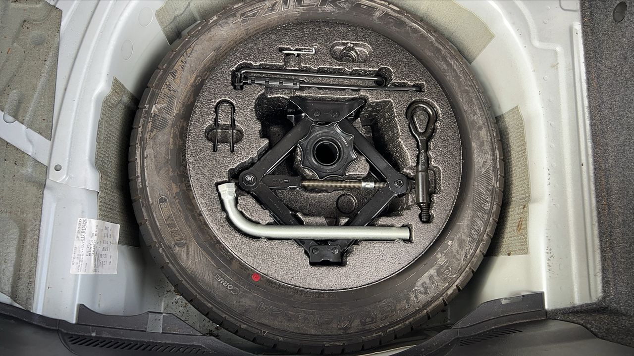 Photo de la roue de secours 1