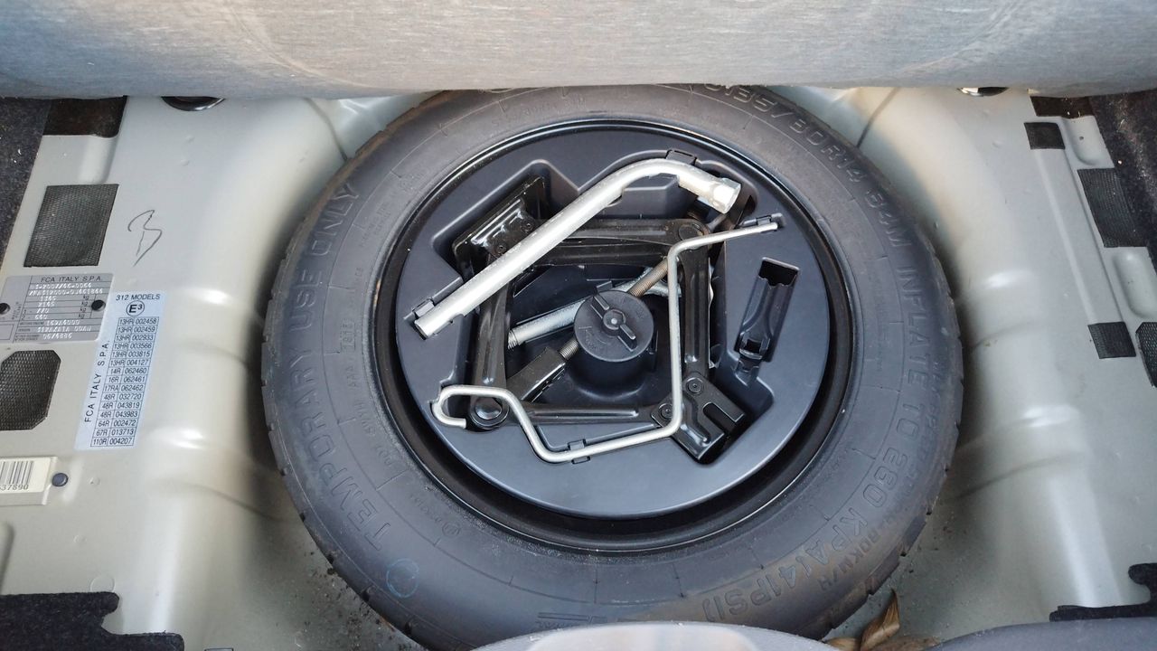 Photo de la roue de secours 1
