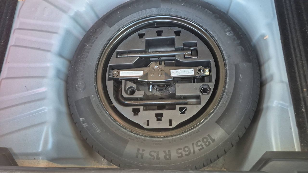 Photo de la roue de secours 1
