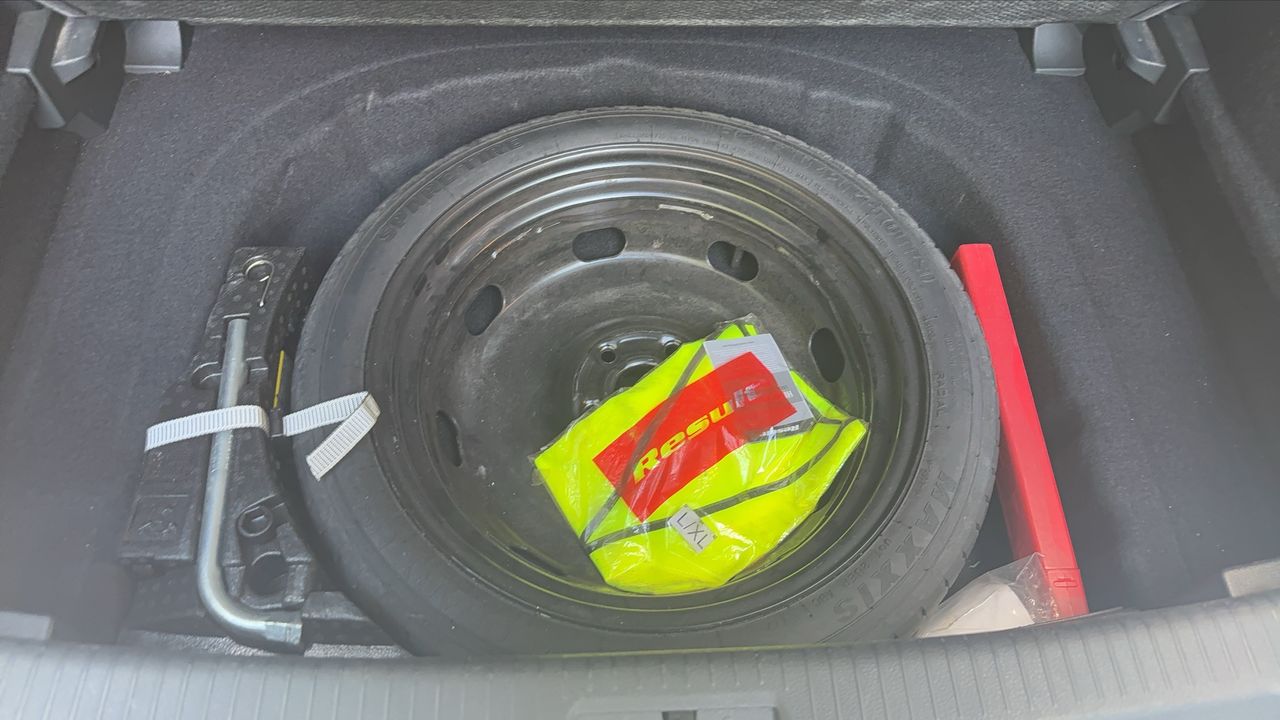 Photo de la roue de secours 1