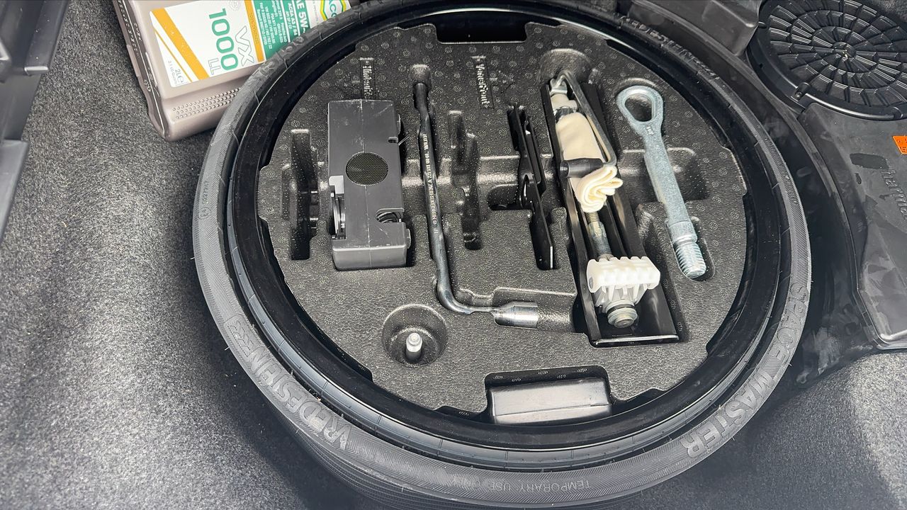 Photo de la roue de secours 1