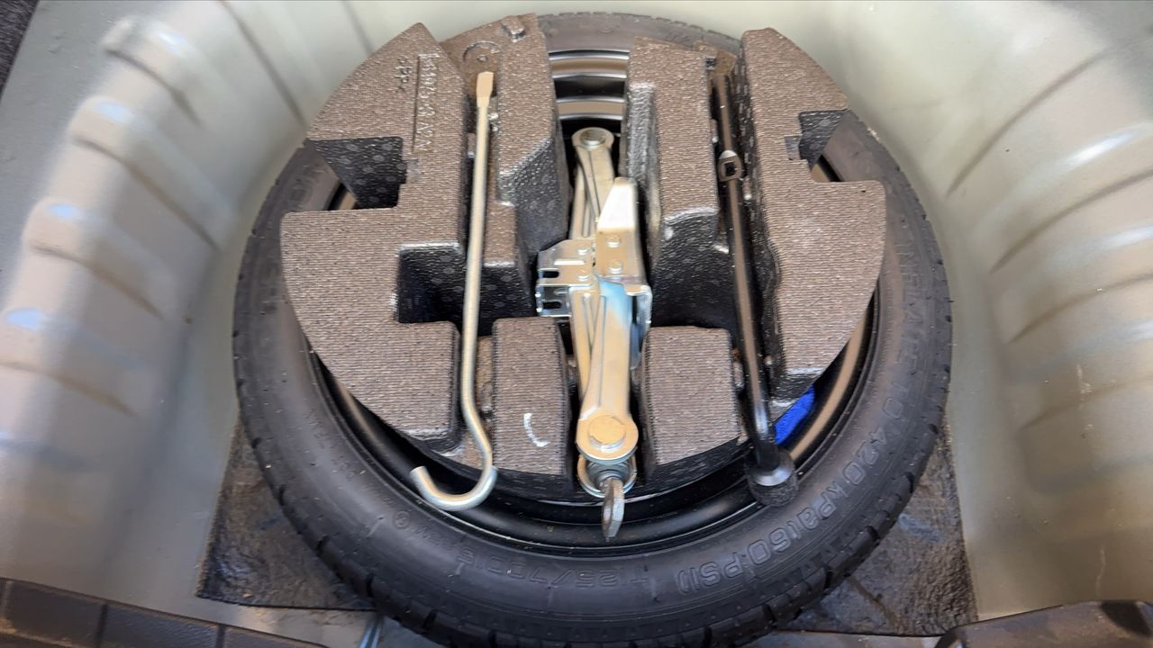 Photo de la roue de secours 1
