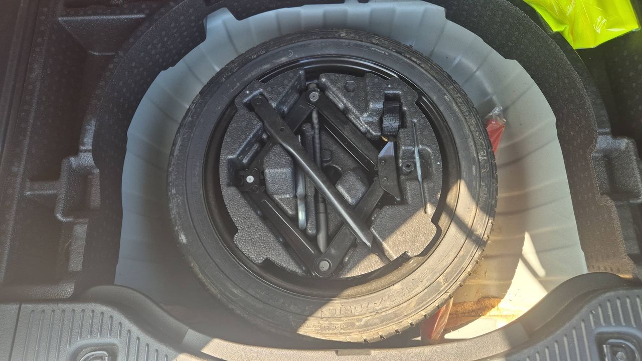 Photo de la roue de secours 1