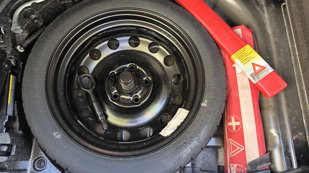 Photo de la roue de secours 1