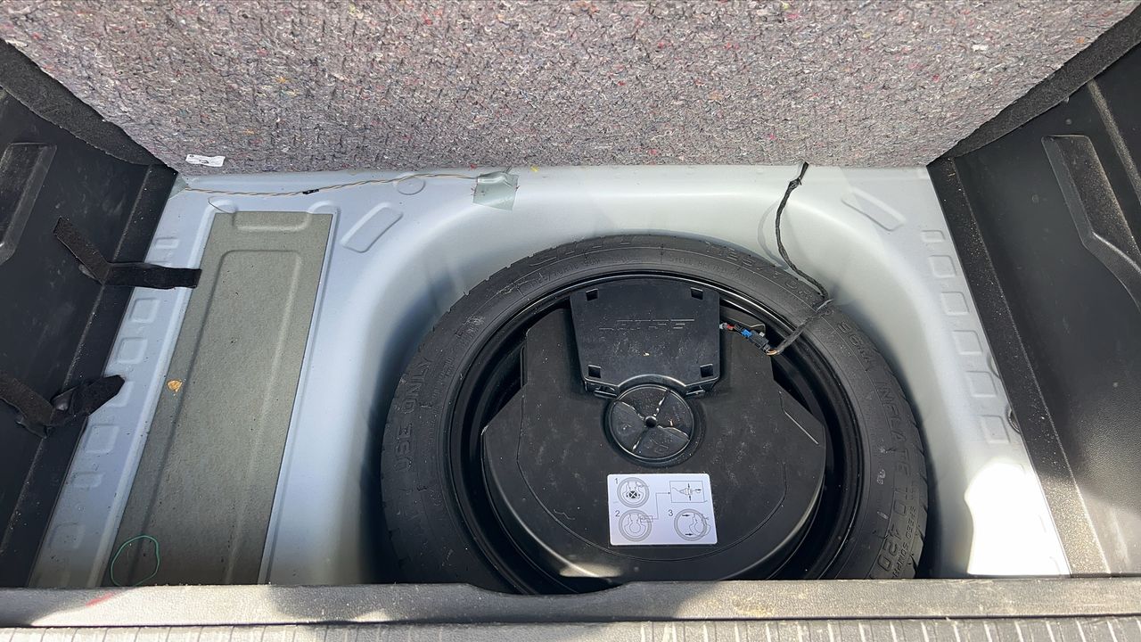 Photo de la roue de secours 1