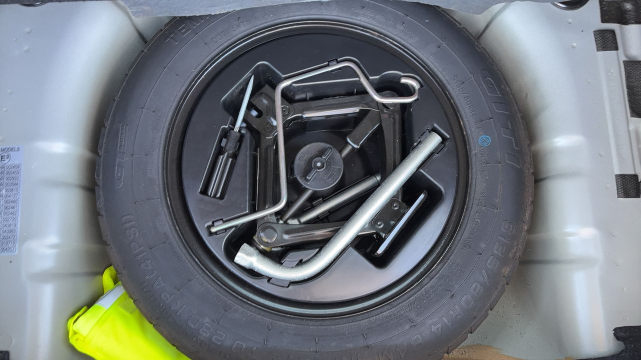 Photo de la roue de secours 1