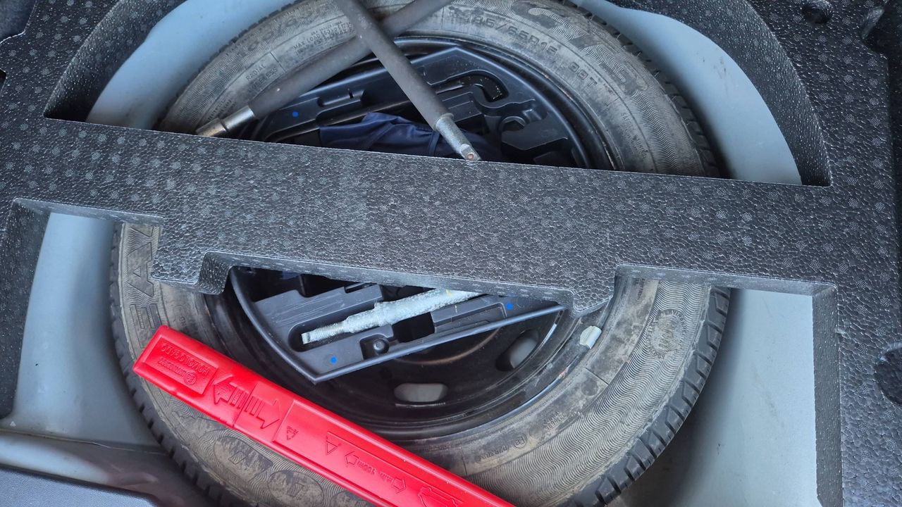 Photo de la roue de secours 1