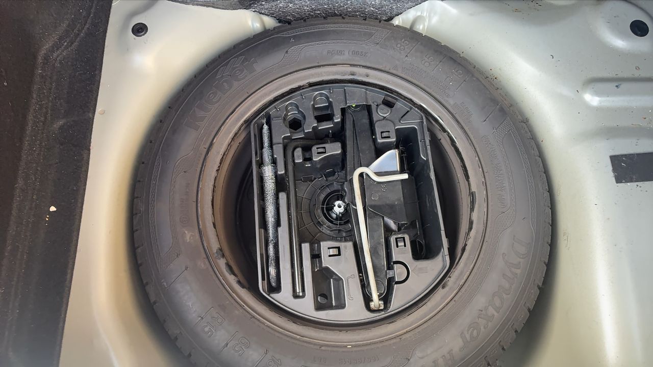 Photo de la roue de secours 1