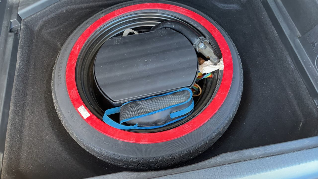 Photo de la roue de secours 1