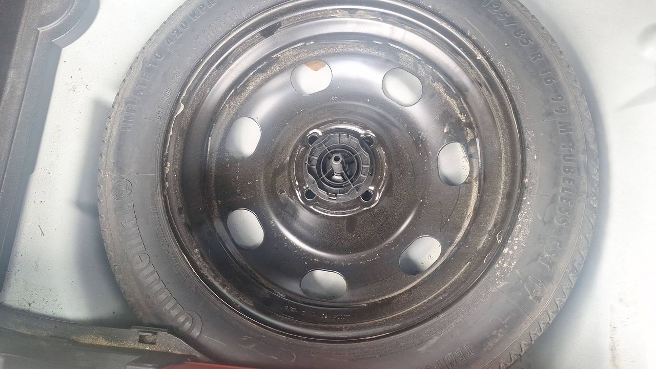 Photo de la roue de secours 1