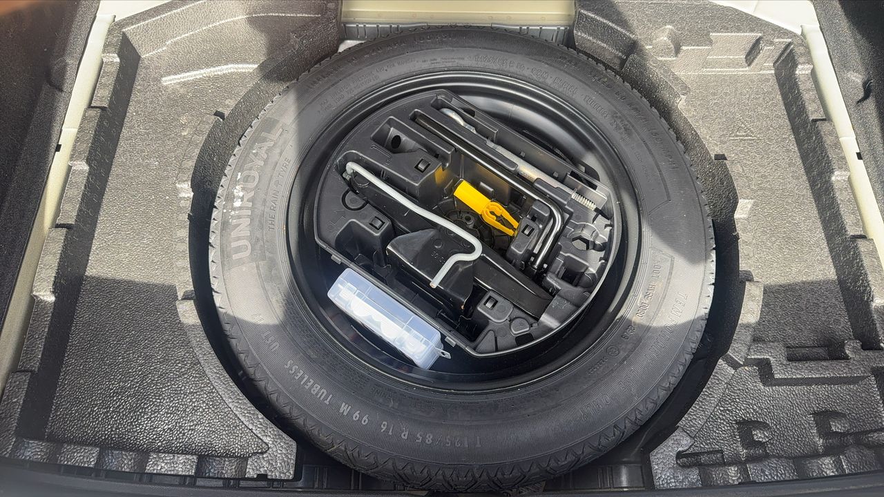 Photo de la roue de secours 1